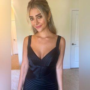 A black dress that you can use more than an once